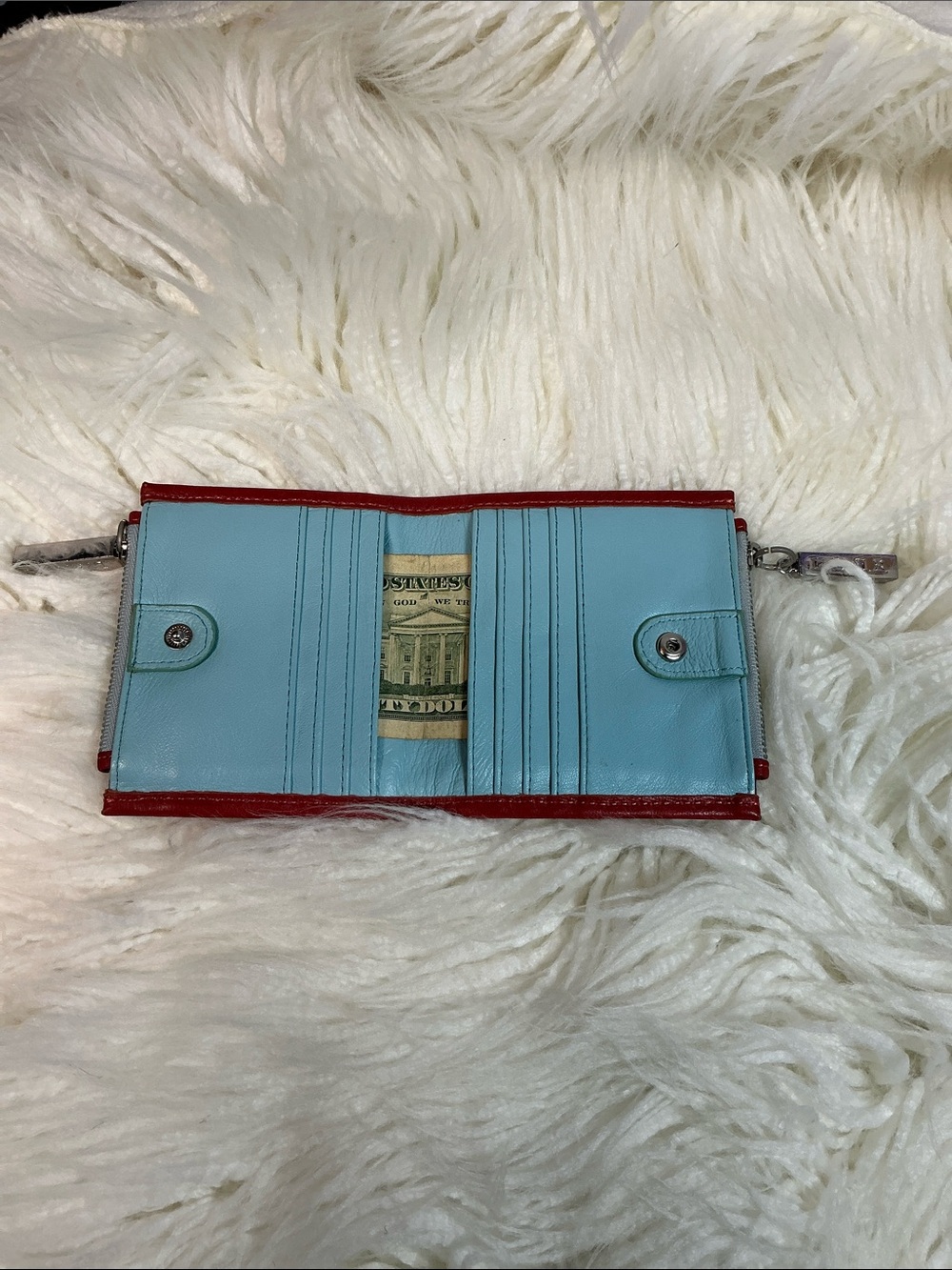 🦄L.A.M.B. SAMPLE 💯 Leather Wallet🦄 - Picture 10 of 14